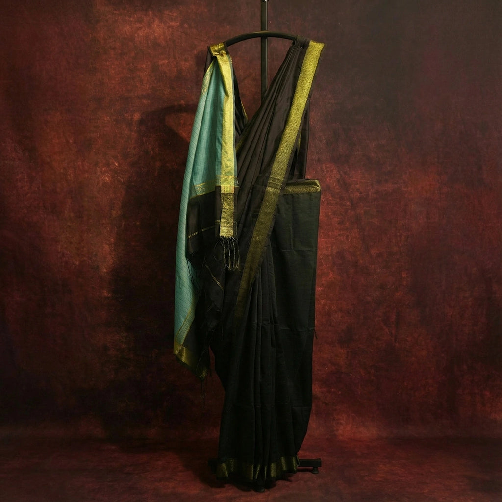 Black Mul Cotton Jacquard Saree | Elegant Handwoven Drape