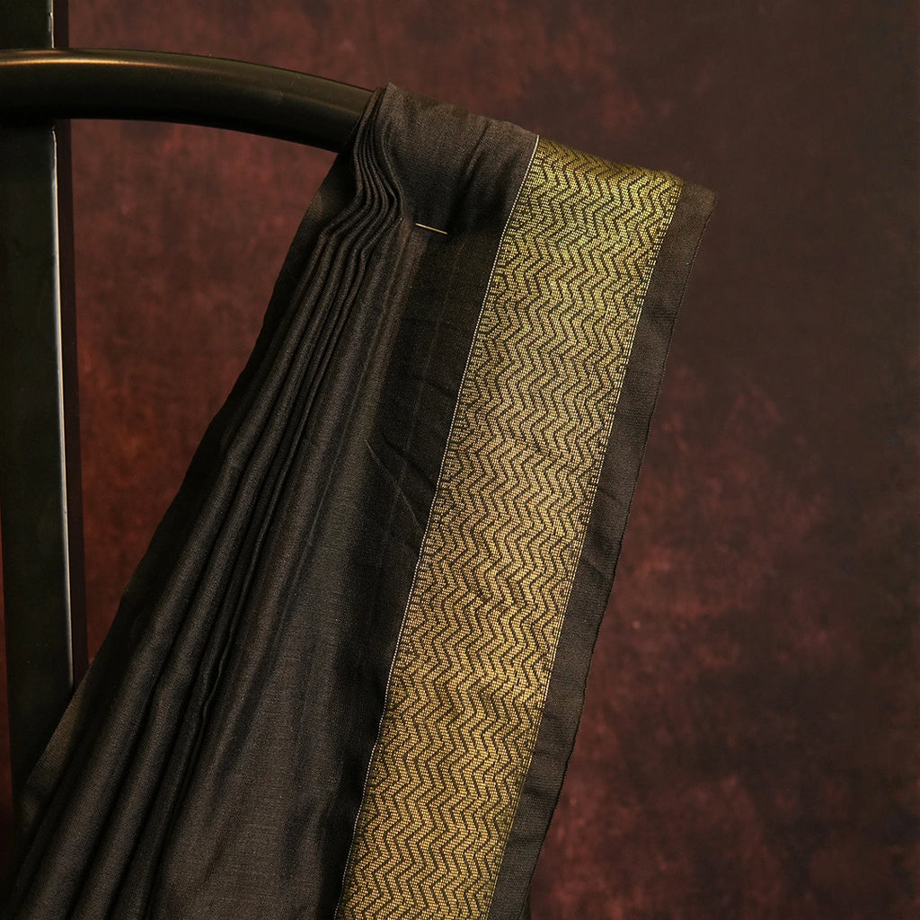 Black Mul Cotton Jacquard Saree | Elegant Handwoven Drape