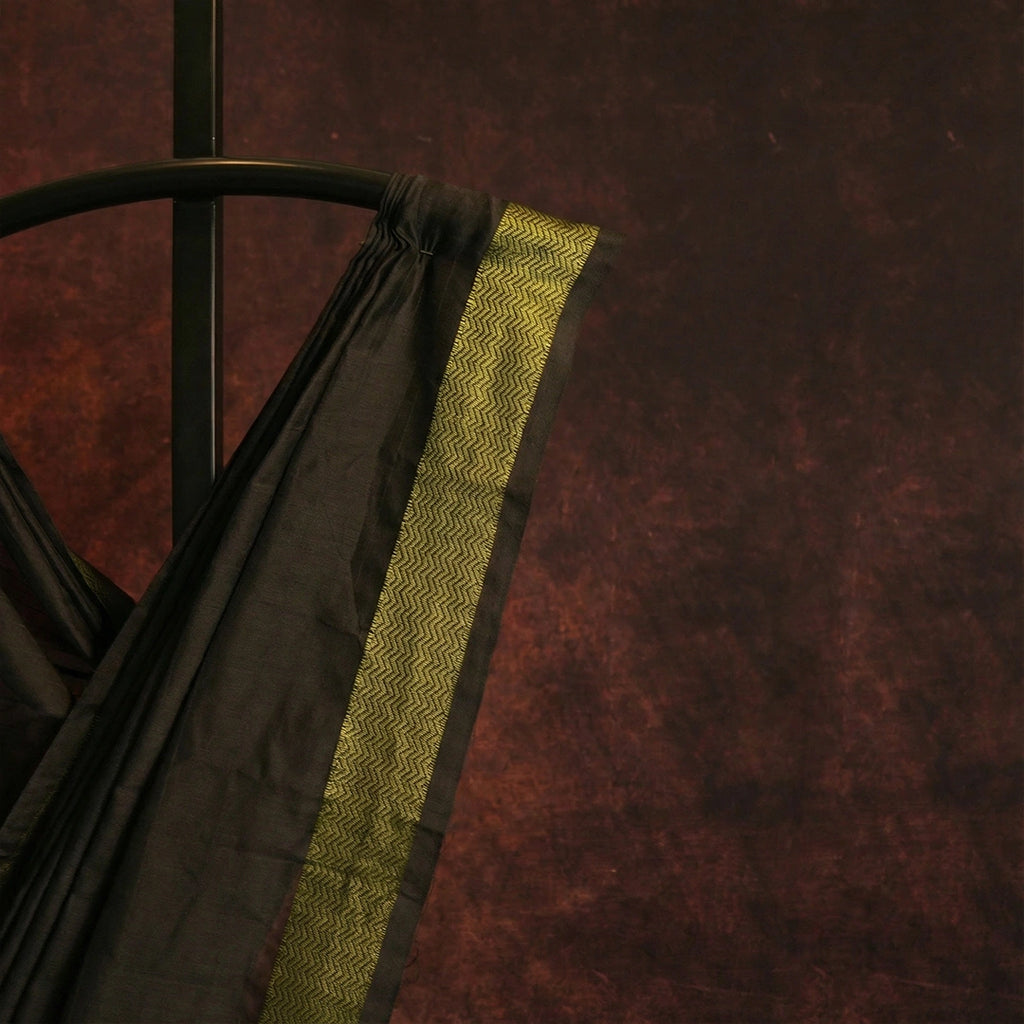 Black Mul Cotton Jacquard Saree | Elegant Handwoven Drape