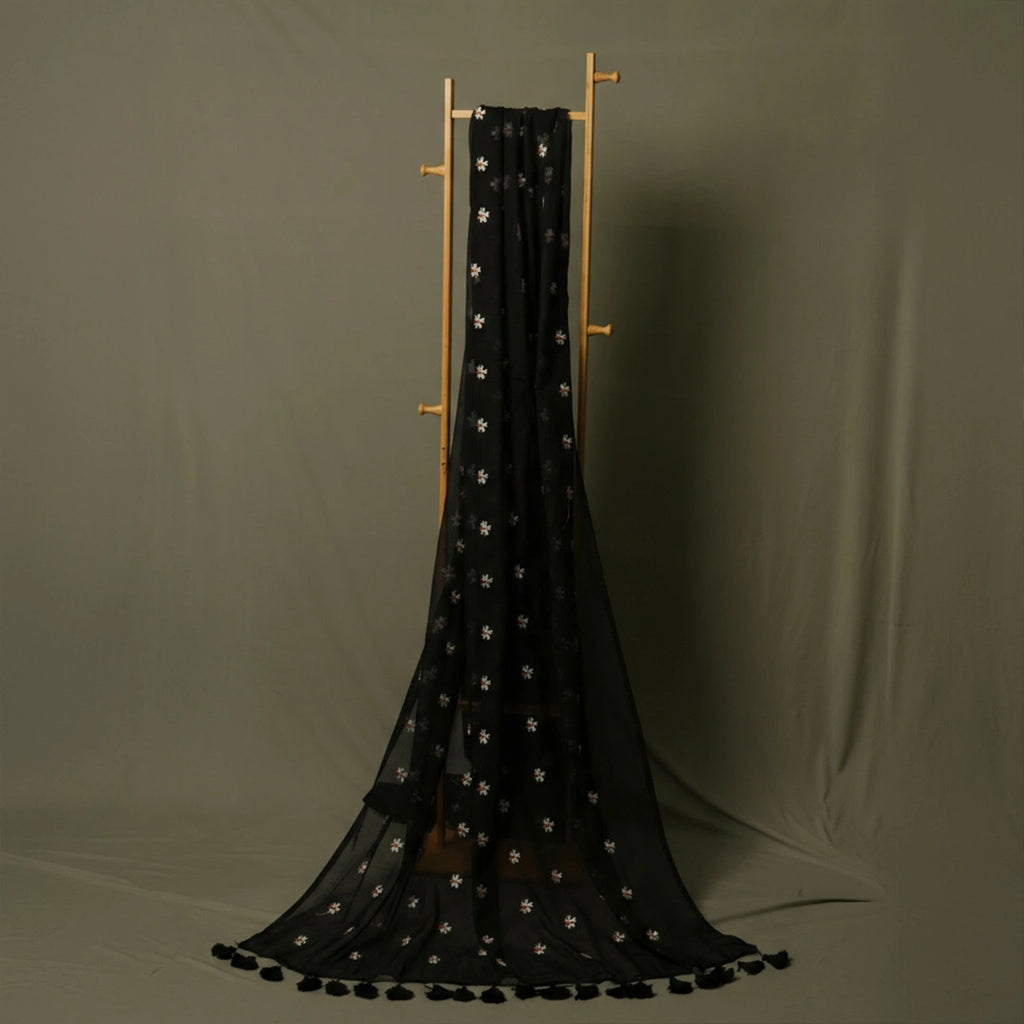 Black Shiwli Flower Embroidery Saree – Elegant Festive Party Wear