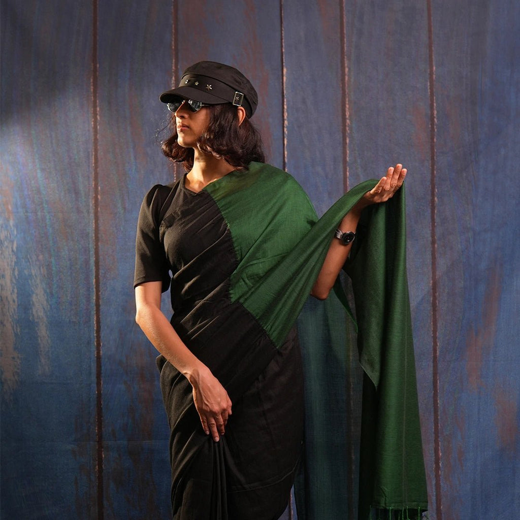 Black & Green Contrast Handcrafted Saree with Tassel Pallu - Kottanz Loom CoSareeKottanz Loom Co