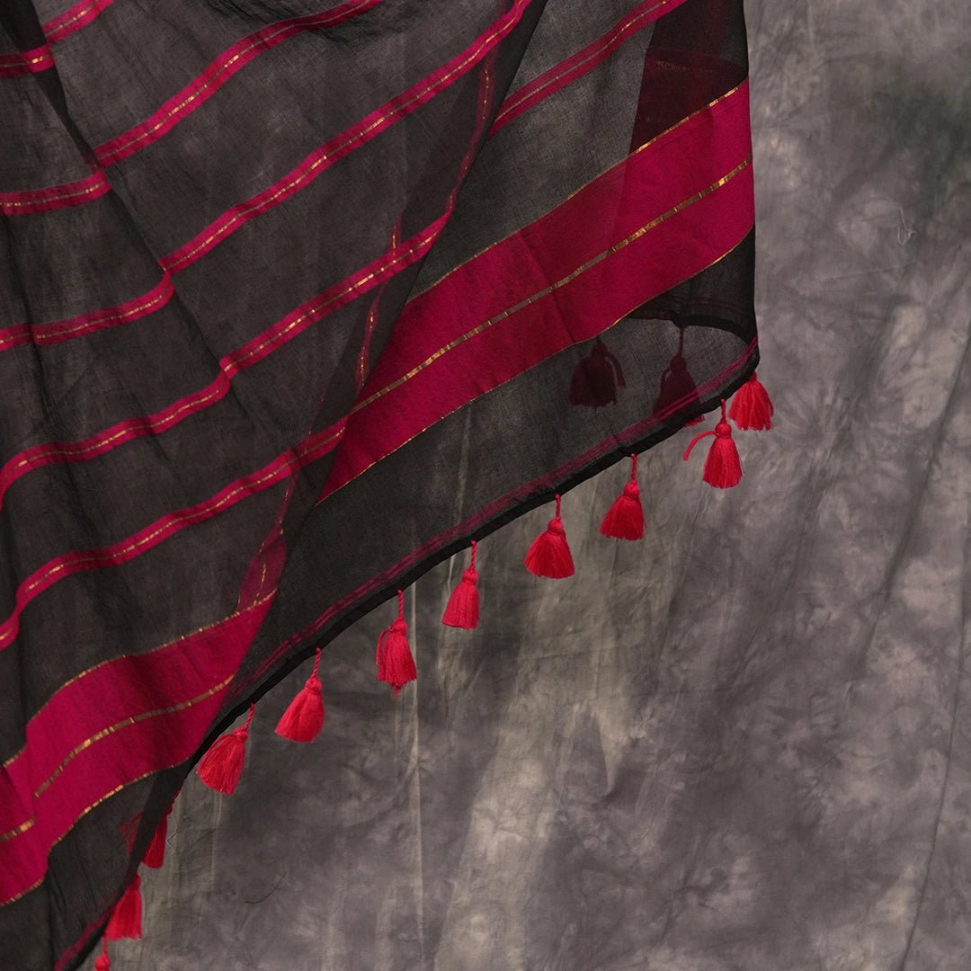 Black Radiance Cotton Saree | Handwoven Elegant Party Saree - Kottanz Loom CoSareeKottanz Loom Co