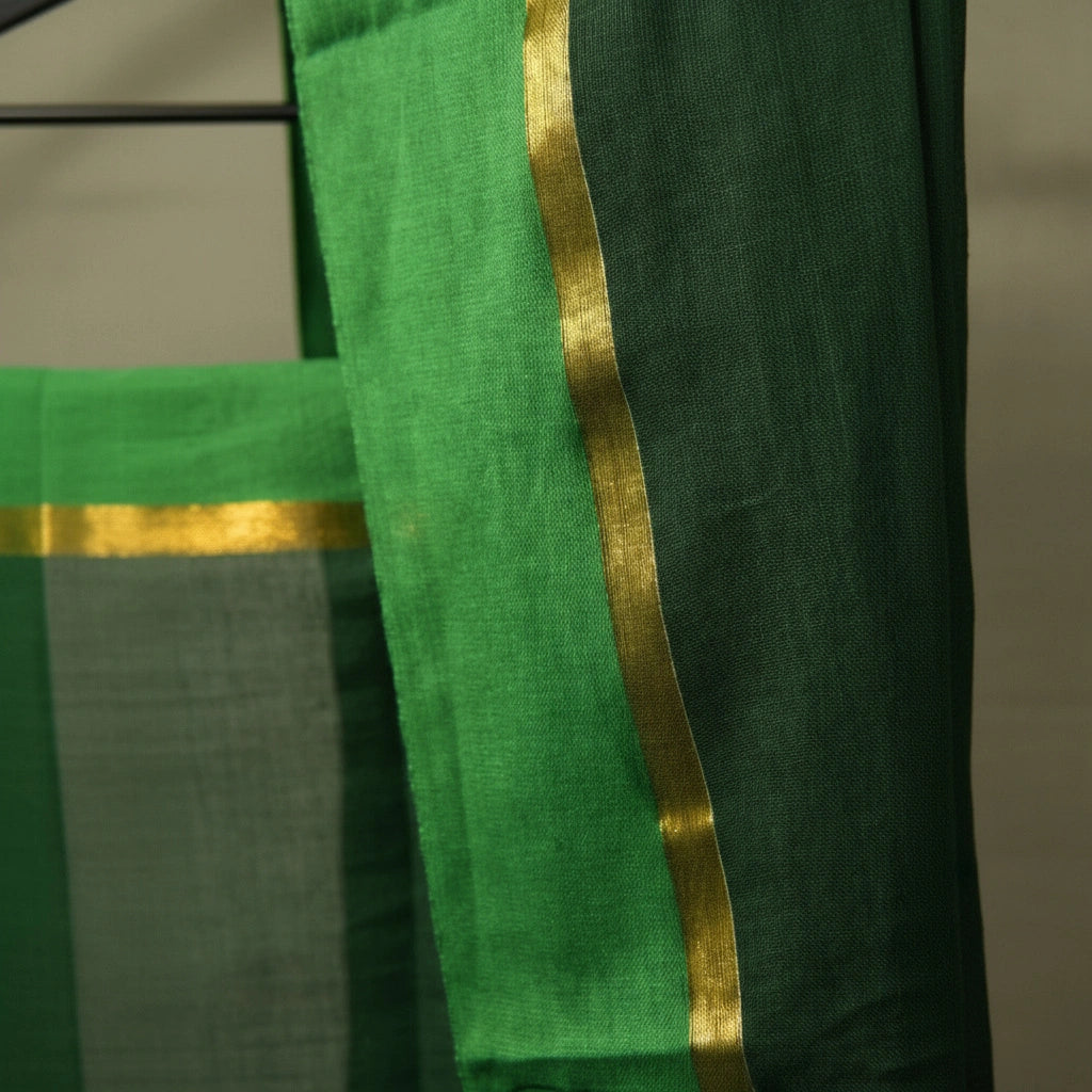 Dark Green Mul Cotton Saree Golden Border Close-up – Cocktail Main Character Festive Cotton Saree – Kottanz Loom Co