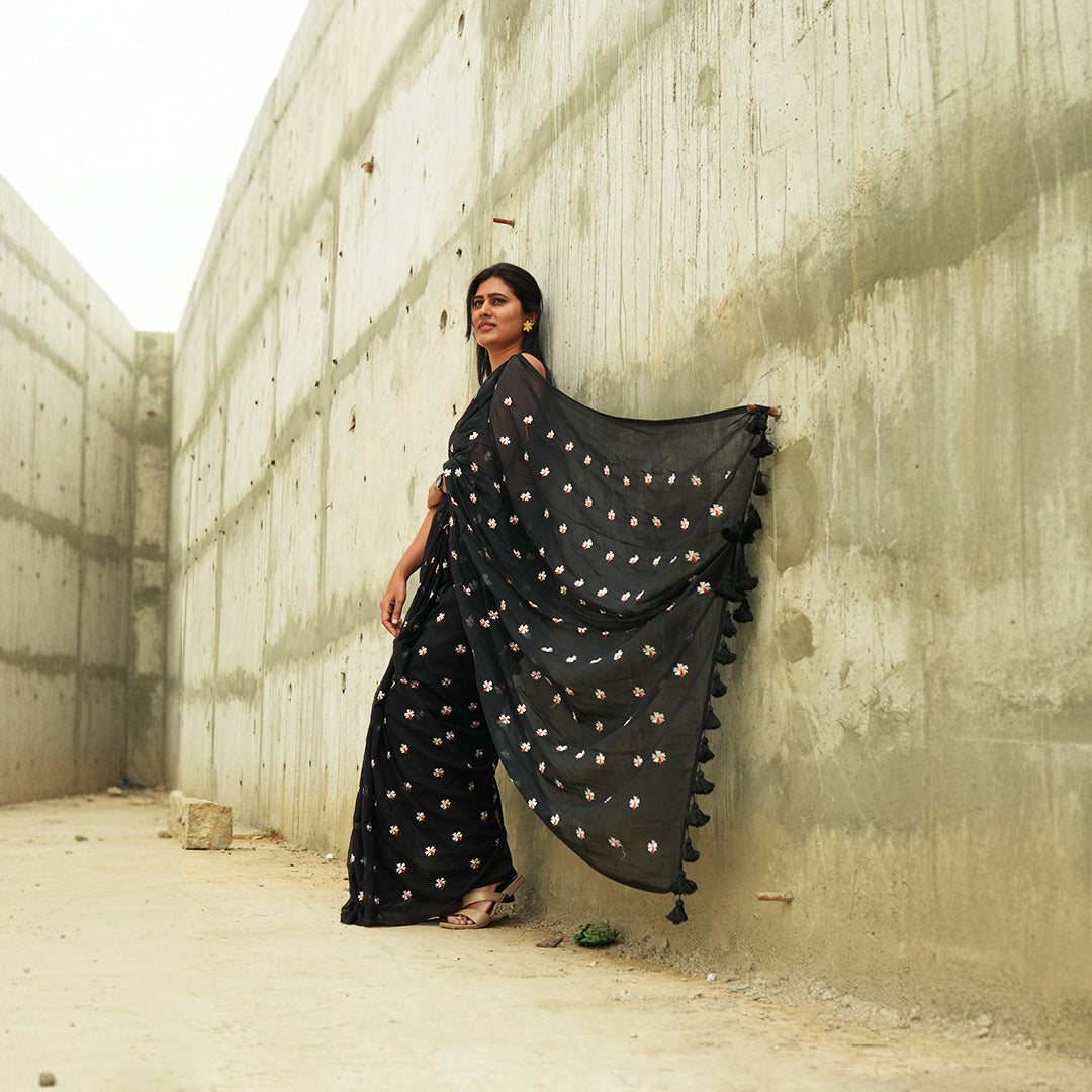 Black Shiwli Flower Embroidery Saree – Elegant Festive Party Wear