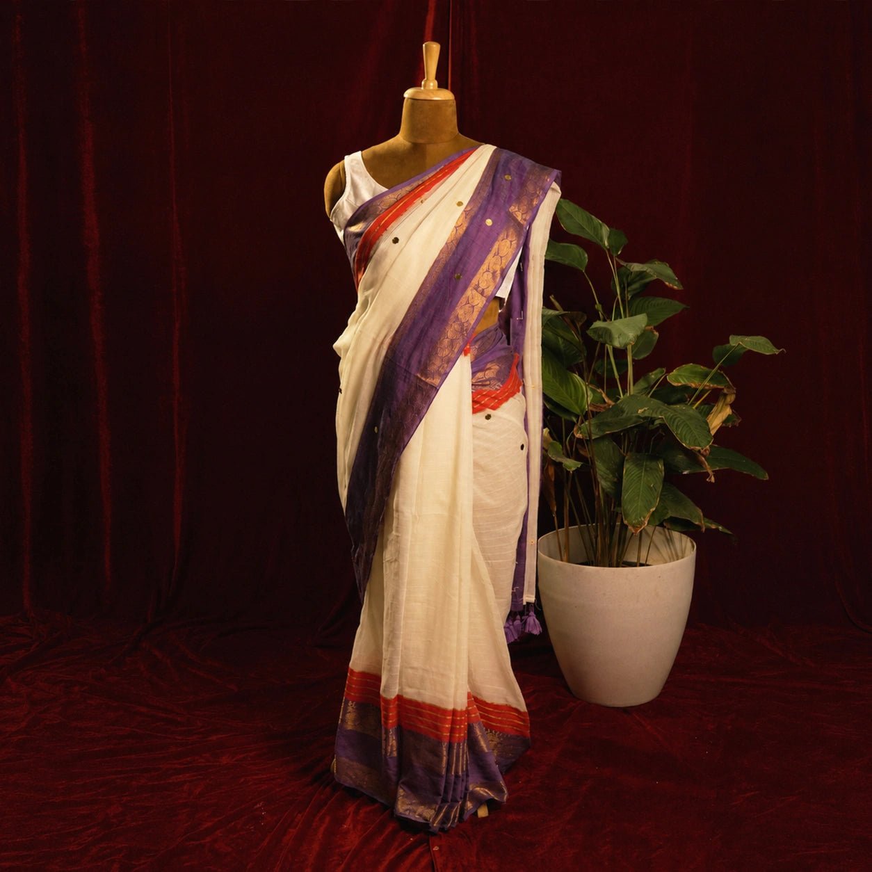White Purple Chumki Saree – Mul Cotton Handloom Saree - Kottanz Loom CoSareeKottanz Loom Co